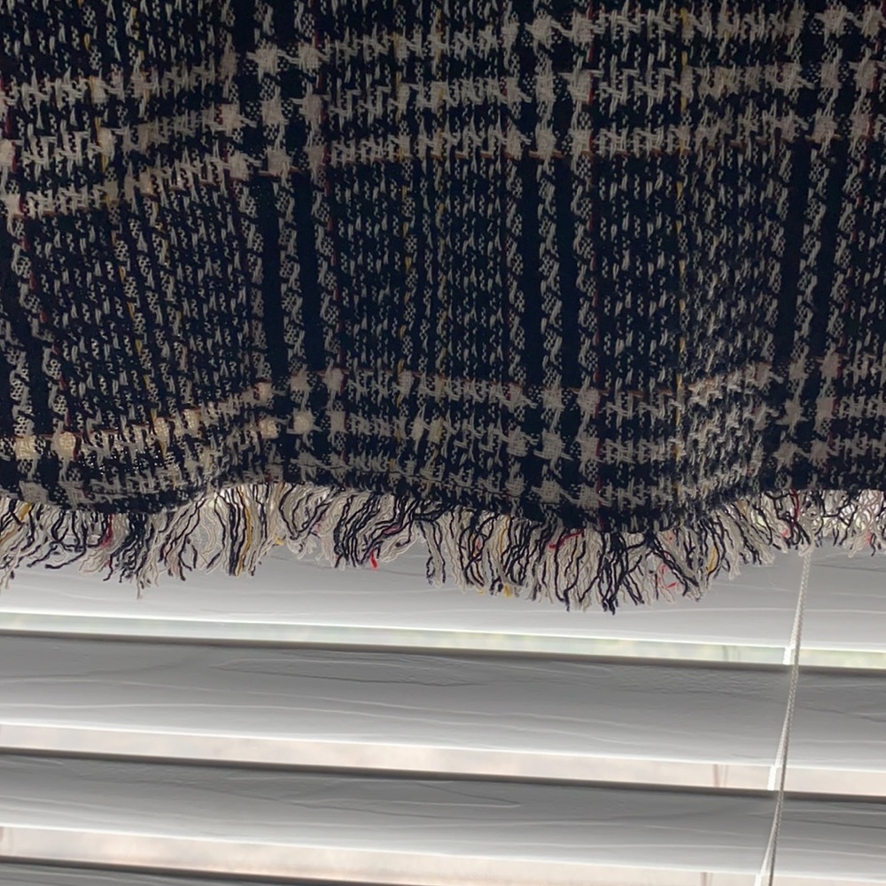 Top - Picture 4 of 4